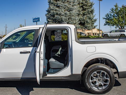Used 2025 Ford Maverick XLT w/ Equipment Group 302A AWD/4WD image 14