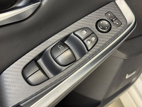 Used 2024 Nissan Sentra SR w/ SR Premium Package image 9