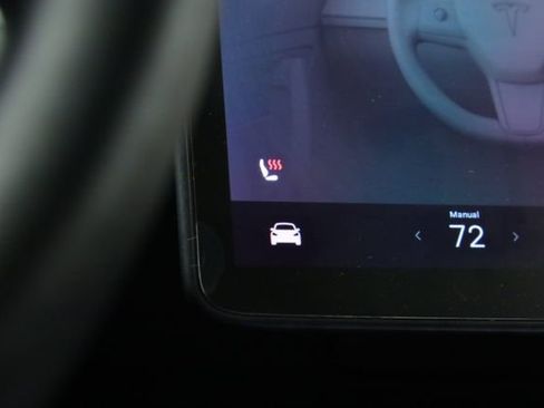 Used 2021 Tesla Model 3 Standard Range Plus image 20