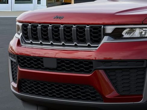 New 2026 Jeep Grand Cherokee L 4WD image 11