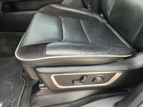 Used 2022 RAM 1500 Laramie AWD/4WD image 24