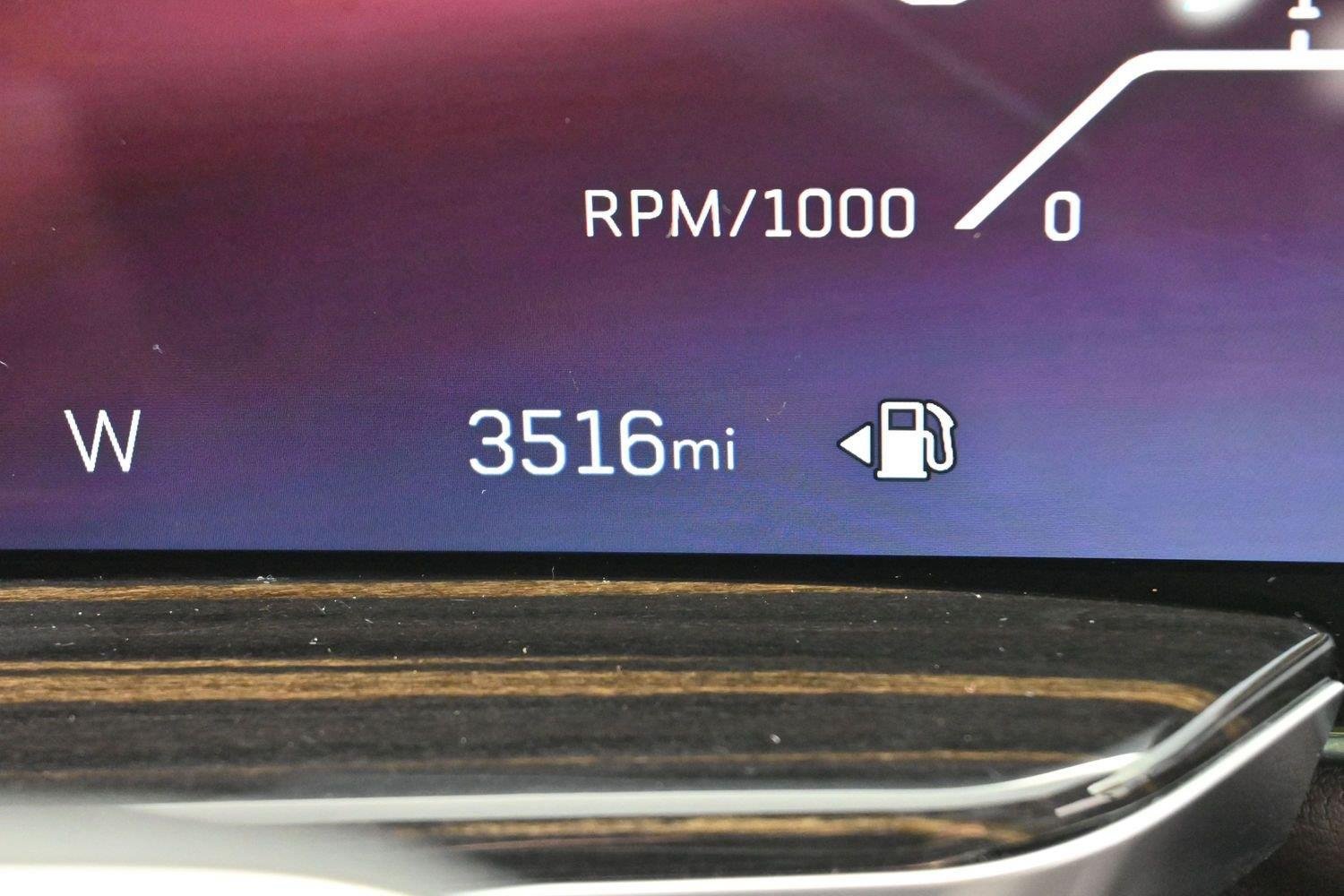 Certified 2025 Cadillac Escalade Premium Luxury AWD/4WD image 23