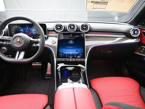 Used 2025 Mercedes-Benz C 300 Sedan image 9