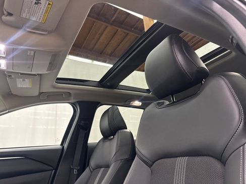 Used 2025 MAZDA CX-50 AWD 2.5 S w/ Premium Package image 31