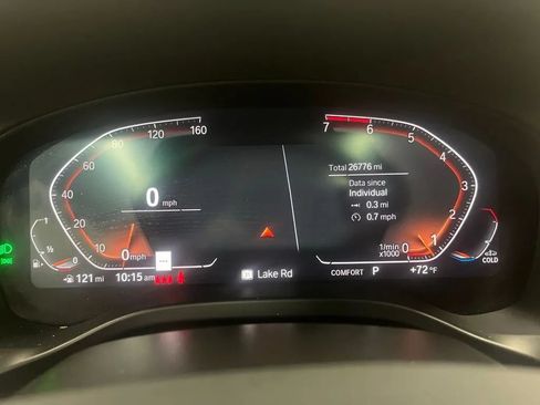 Used 2025 BMW X4 xDrive30i AWD/4WD image 23