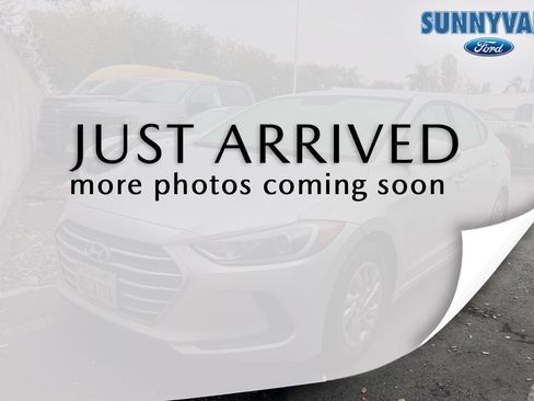Used 2018 Hyundai Elantra SE image 1