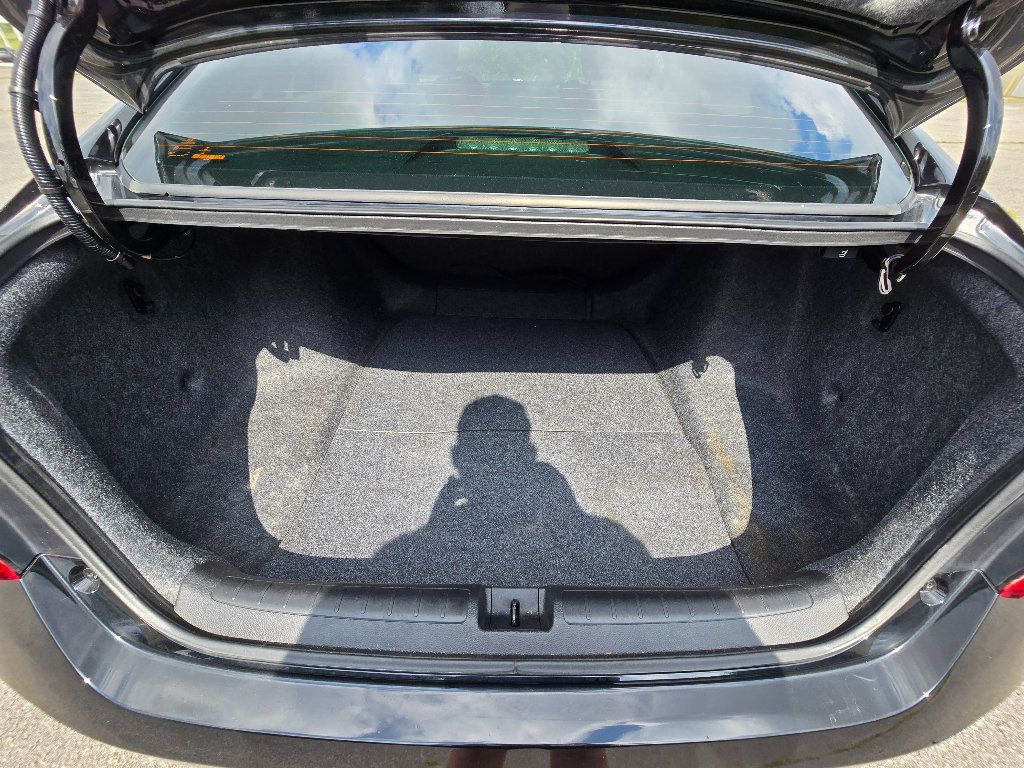 Used 2019 Honda Accord LX image 18