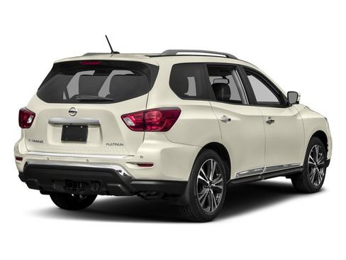 Used 2017 Nissan Pathfinder Platinum AWD/4WD image 6