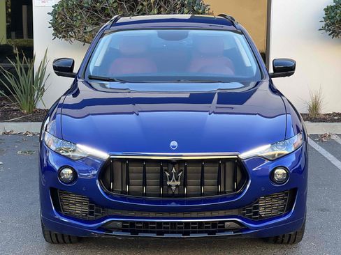 Used 2021 Maserati Levante image 19
