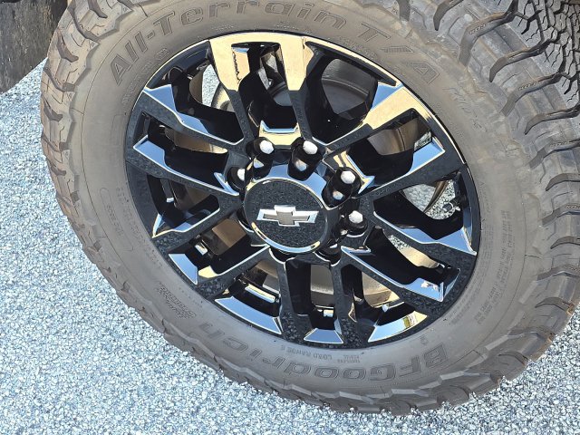 Used 2026 Chevrolet Silverado 2500 LTZ w/ Trail Boss Package AWD/4WD image 14