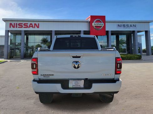 Used 2024 RAM 2500 Laramie w/ Towing Technology Group AWD/4WD image 5