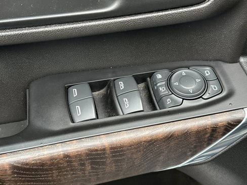 Used 2022 GMC Sierra 2500 Denali w/ Denali Ultimate Package image 11