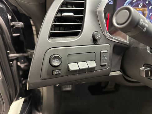 Used 2014 Chevrolet Corvette Stingray Convertible w/ 2LT Preferred Equipment Group image 24