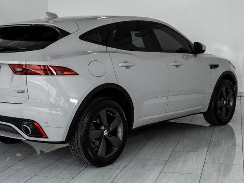 Used 2019 Jaguar E-PACE R-Dynamic SE image 62