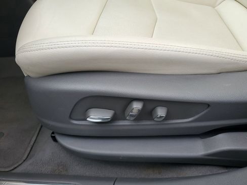 Certified 2023 Cadillac XT5 Premium Luxury image 8