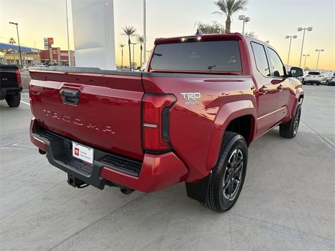 Used 2024 Toyota Tacoma TRD Sport image 5