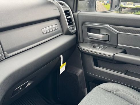 New 2026 RAM 2500 Big Horn AWD/4WD image 49