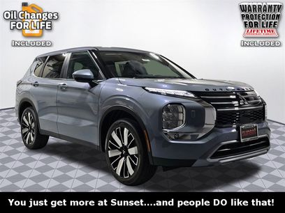 New 2025 Mitsubishi Outlander SE