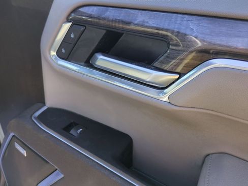 Certified 2025 Chevrolet Silverado 1500 LTZ image 29