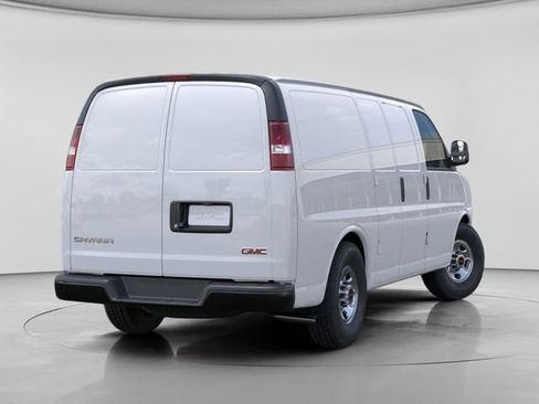 New 2026 GMC Savana 2500 image 4