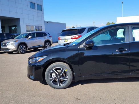 New 2025 Nissan Sentra SV w/ Trunk Package image 2