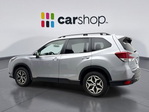 Used 2022 Subaru Forester Premium w/ Popular Package #1 AWD/4WD image 3