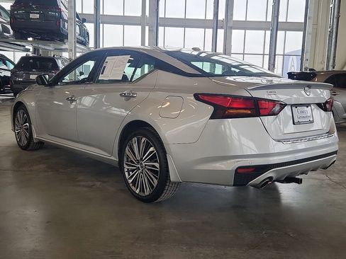 Used 2023 Nissan Altima 2.5 SL AWD/4WD image 6