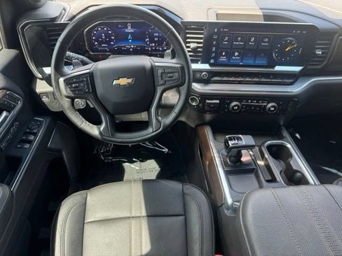 Certified 2024 Chevrolet Silverado 1500 High Country AWD/4WD image 13