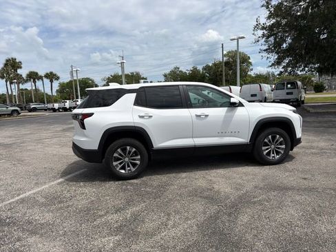 New 2026 Chevrolet Equinox LT w/ Safety and Technology Package FWD image 15