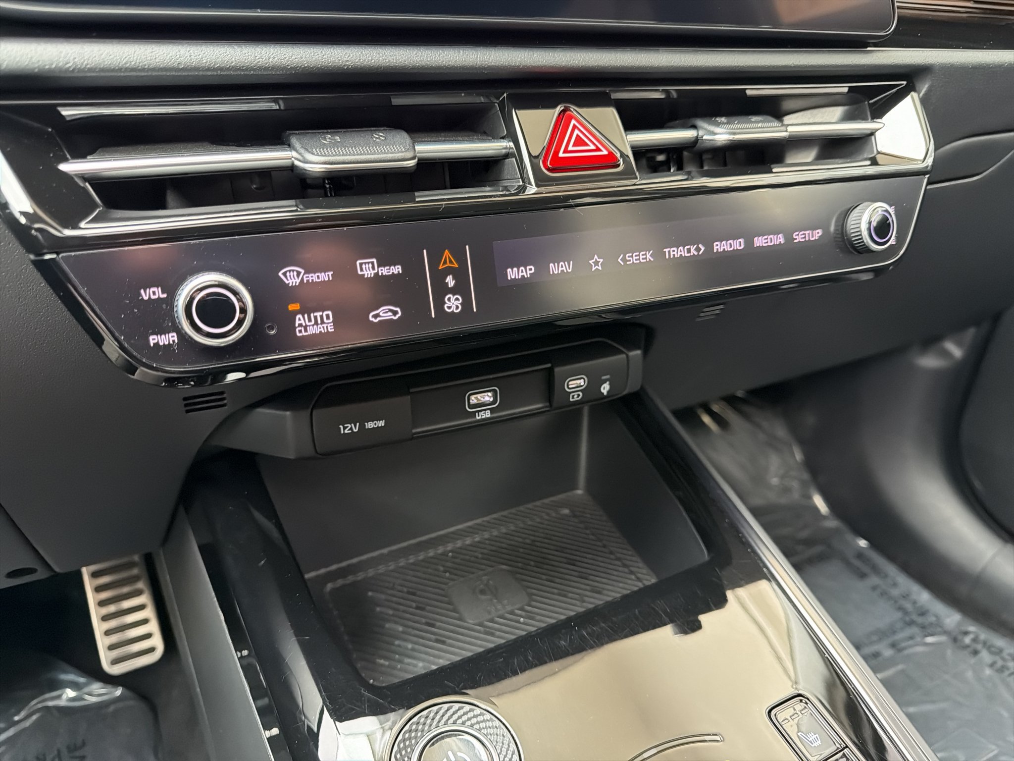Certified 2023 Kia Niro Wave w/ Wave Preserve Package FWD image 24