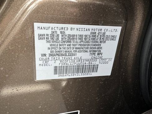 Used 2025 Nissan Kicks SR w/ Illumination Package image 16