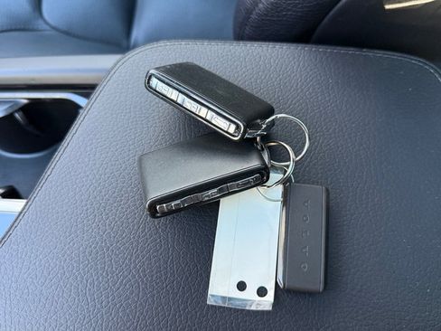 Used 2019 Volvo XC90 T6 Momentum w/ Protection Package Premier image 36