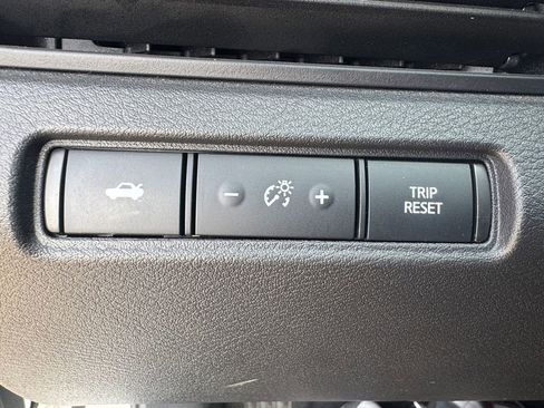Used 2025 Nissan Altima 2.5 S FWD image 23