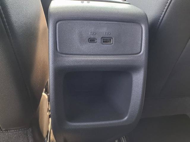 New 2026 Chevrolet Trax RS w/ Sunroof Package FWD image 11