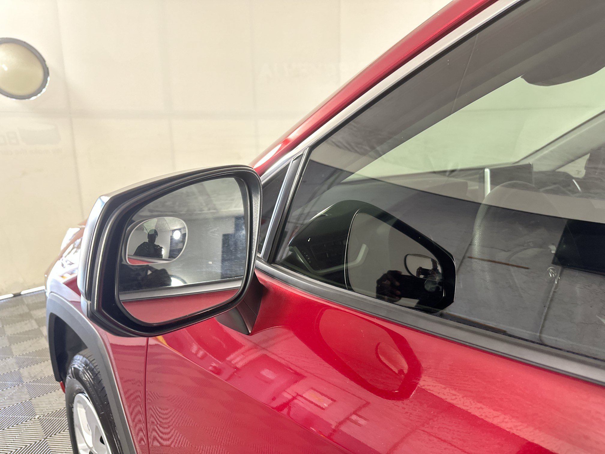 Used 2023 Toyota RAV4 LE FWD image 10