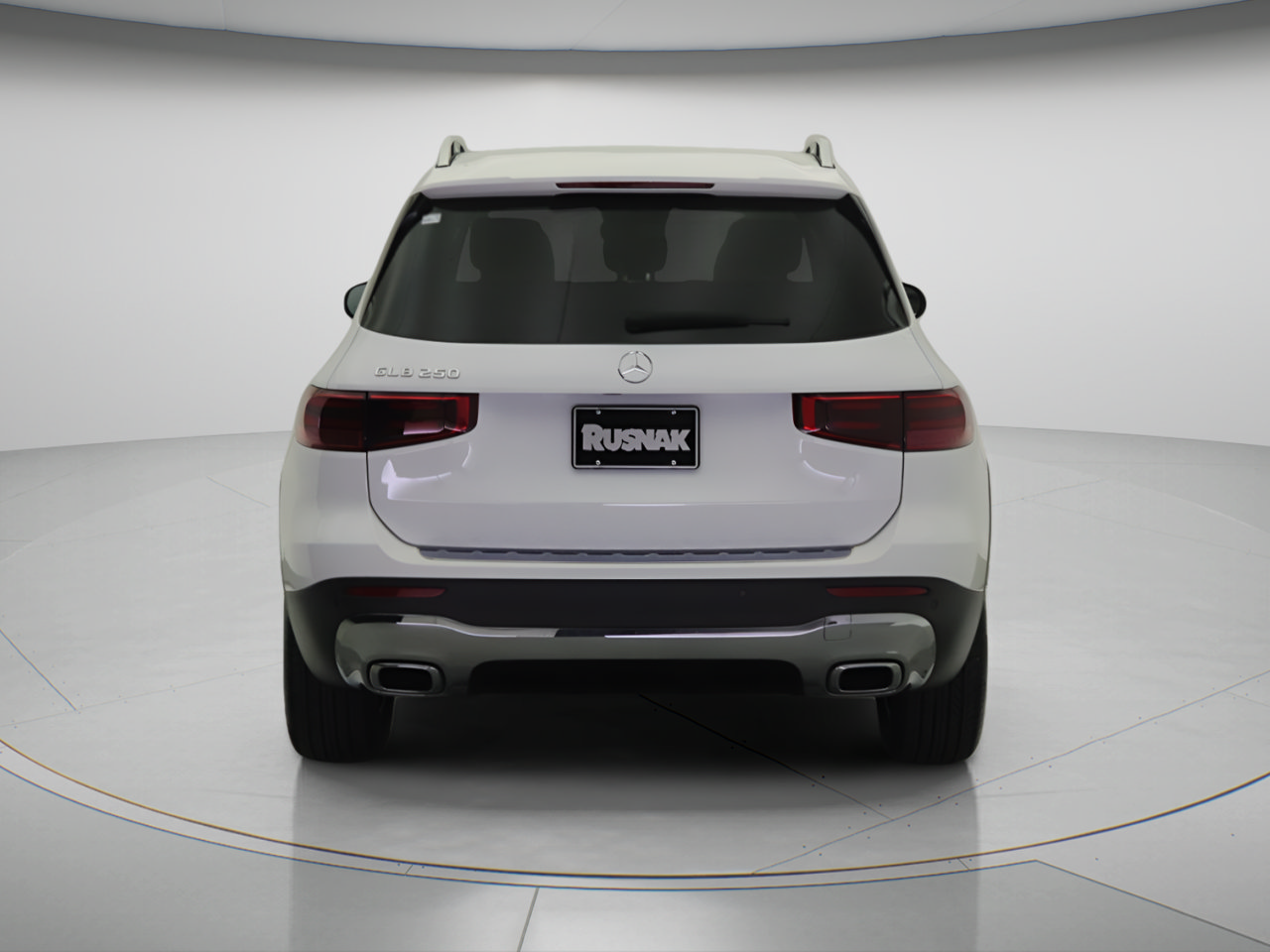 New 2026 Mercedes-Benz GLB 250 image 3