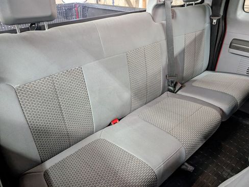 Used 2014 Ford F250 XL w/ Power Equipment Group image 12