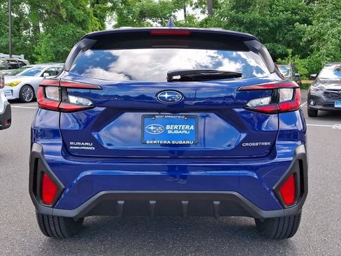 Used 2024 Subaru Crosstrek 2.0i AWD/4WD image 5