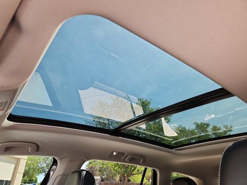Used 2022 Volkswagen Atlas SE w/ Panoramic Sunroof Package AWD/4WD image 26