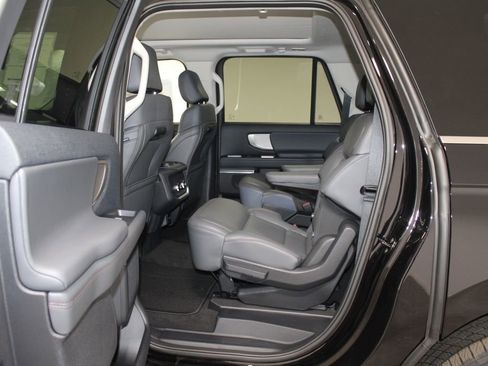 New 2025 Ford Expedition Max Active image 28