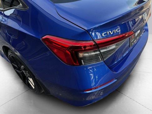 Used 2022 Honda Civic Sport image 12