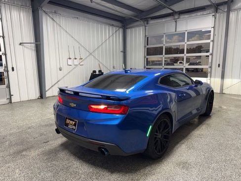 Used 2016 Chevrolet Camaro SS RWD image 14