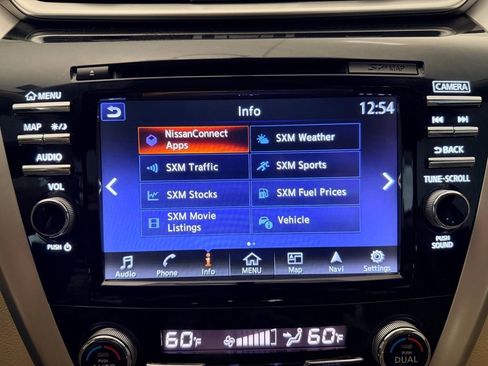 Used 2016 Nissan Murano Platinum FWD image 22