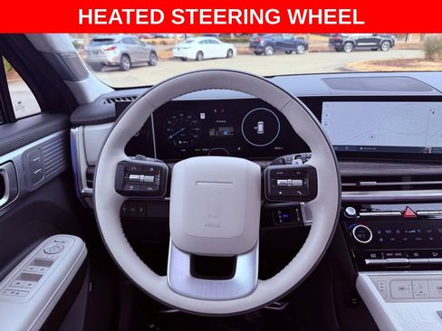 Used 2025 Hyundai Santa Fe Calligraphy image 15