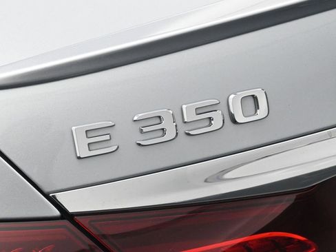 Used 2022 Mercedes-Benz E 350 Sedan image 21