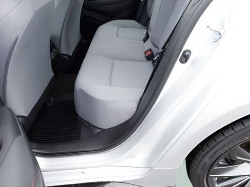Certified 2025 Toyota Corolla SE w/ SE Premium Package FWD image 22