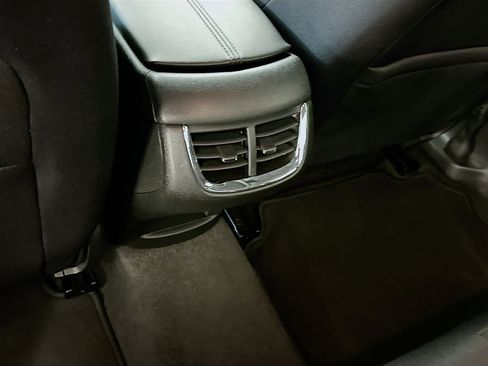 Used 2024 Chevrolet Malibu LT image 29