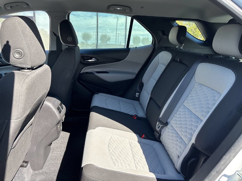 Used 2020 Chevrolet Equinox LS FWD image 15