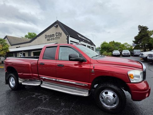 Used 2008 Dodge Ram 3500 Truck Laramie w/ Trailer Tow Group AWD/4WD image 4