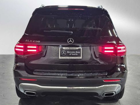 New 2026 Mercedes-Benz GLB 250 4MATIC image 4